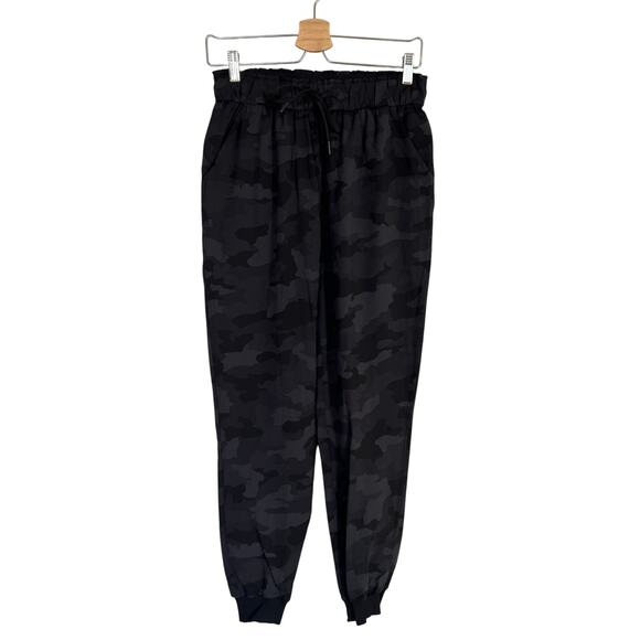 Lululemon Stretch High Rise Joggers Pants Heritage 365 Camo Deep Coal Women Sz 6 - Picture 1 of 13